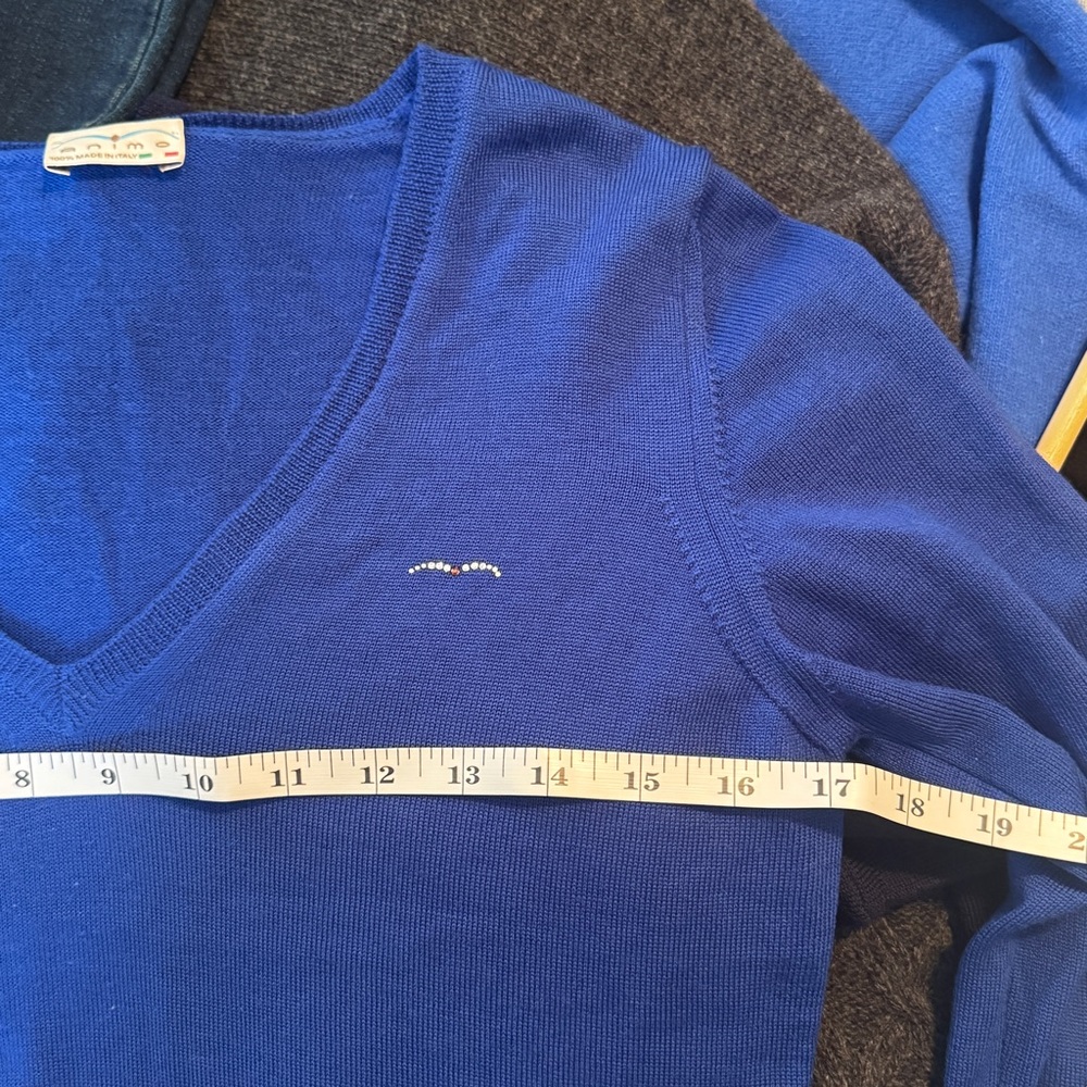 Animo Blue Merino Wool Equestrian V-Neck Sweater - Picture 5 of 7